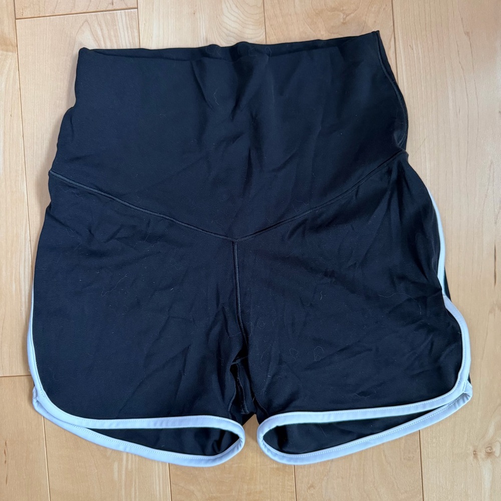 Aerie OFFLINE By Aerie Real Me 3"
Bike Short - Black